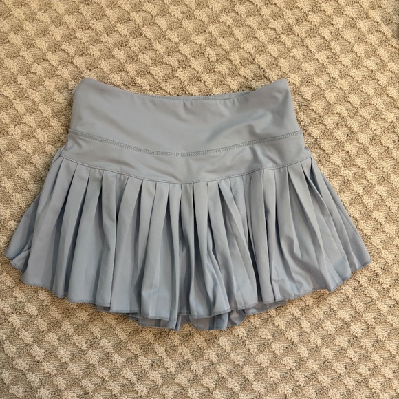 GOLDHINGE Pleated Tennis Skirts (blue and purple) - Picture 2 of 5